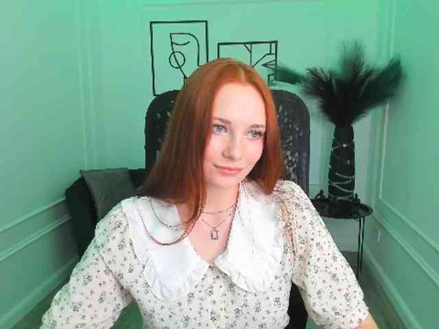 TinaGeroll's webcam live show