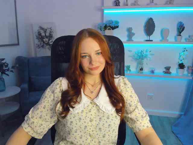 TinaGeroll webcam