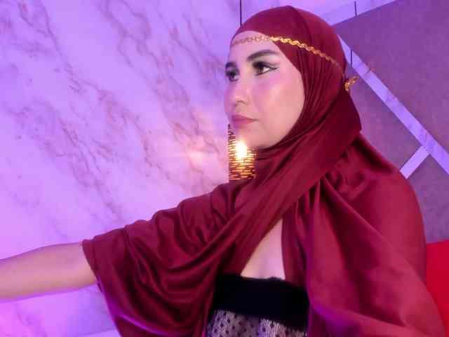 Zareen- webcam