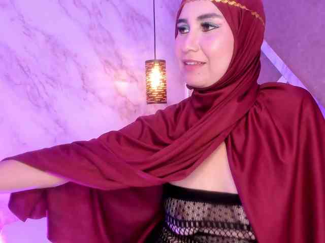 Zareen- webcam