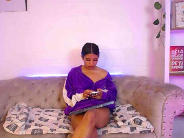 GabbieSwettie webcam