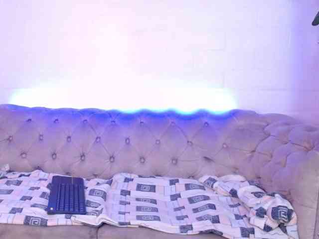 GabbieSwettie webcam