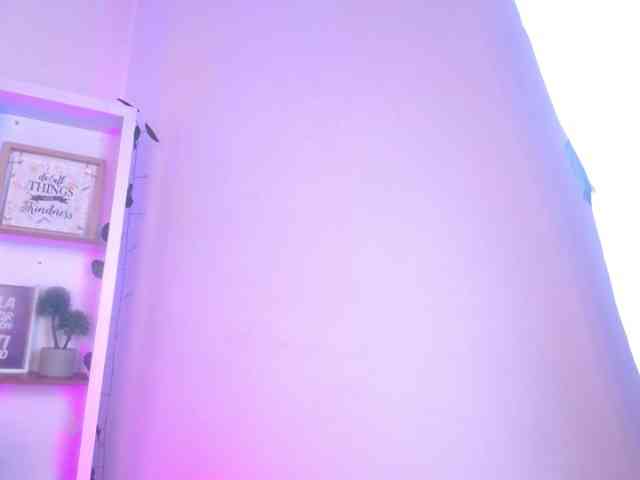 GabbieSwettie webcam