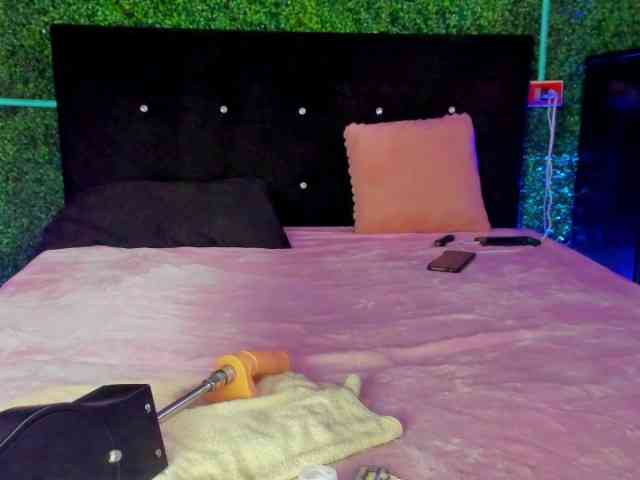 adonhix-firex Live Webcam on BongaCams