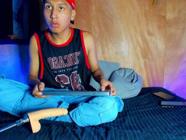 adonhix-firex Live Webcam on BongaCams