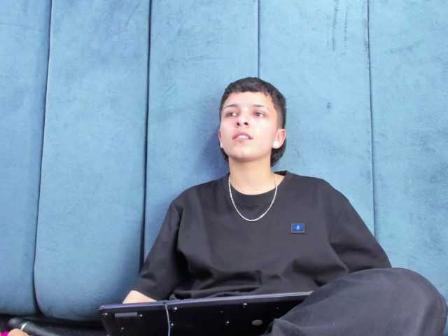 MeganThompson's BongaCams show and profile