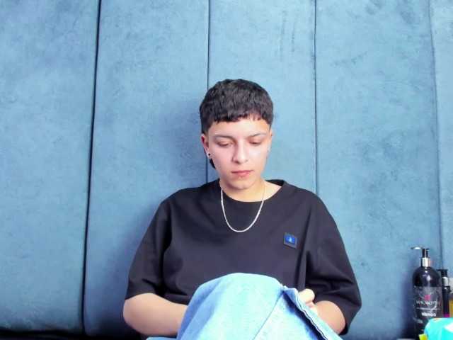 MeganThompson Live Cam on BongaCams