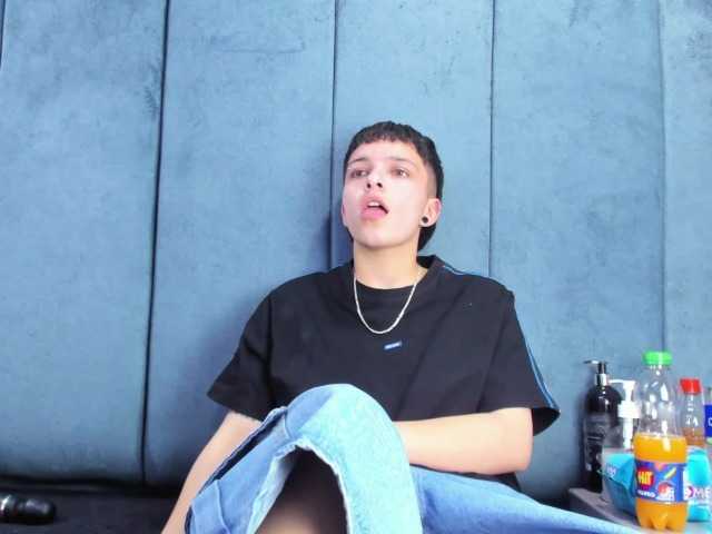 MeganThompson's BongaCams show and profile