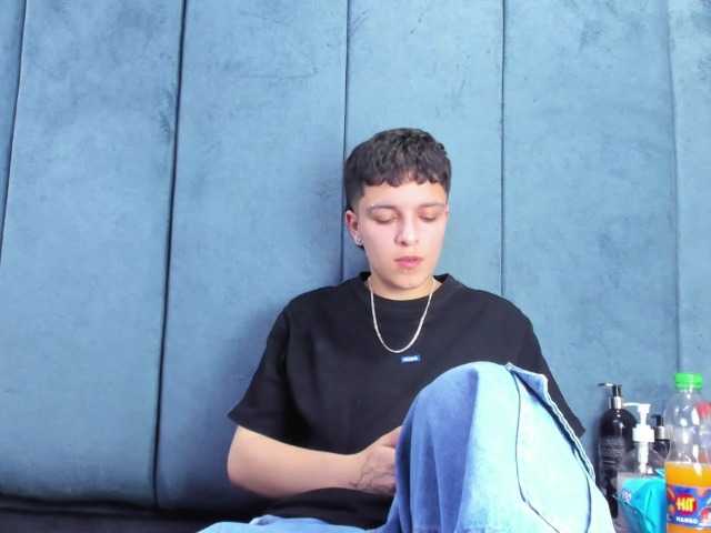 MeganThompson's BongaCams show and profile