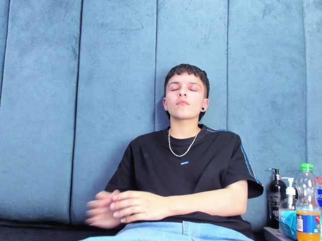 MeganThompson's BongaCams show and profile