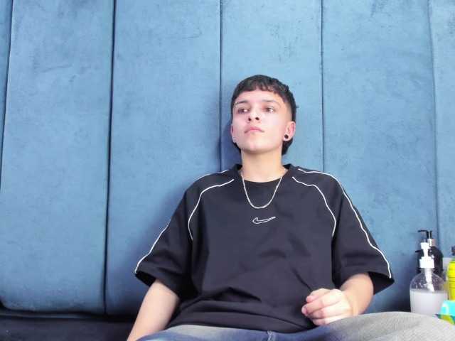 MeganThompson's BongaCams show and profile