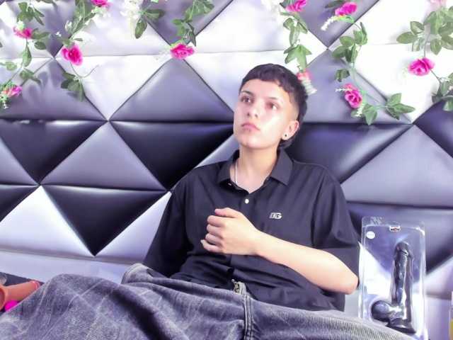 MeganThompson's BongaCams show and profile