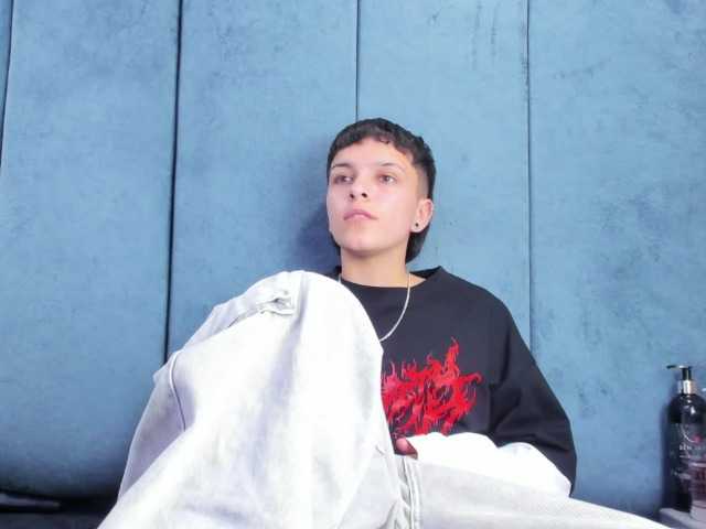 MeganThompson's BongaCams show and profile