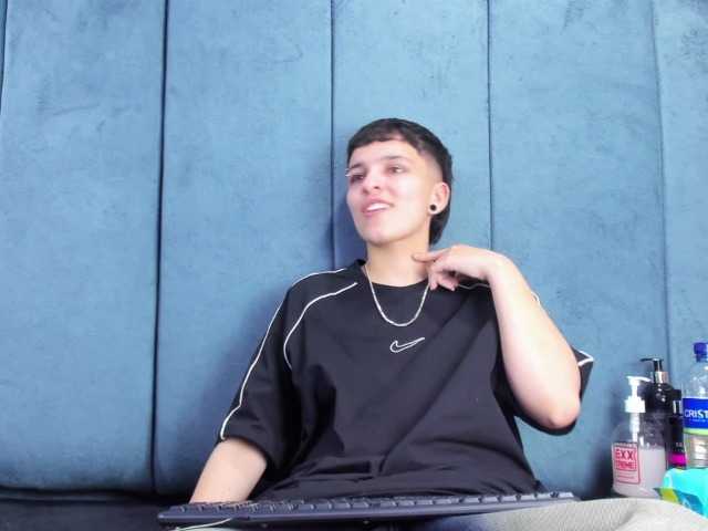 MeganThompson's BongaCams show and profile