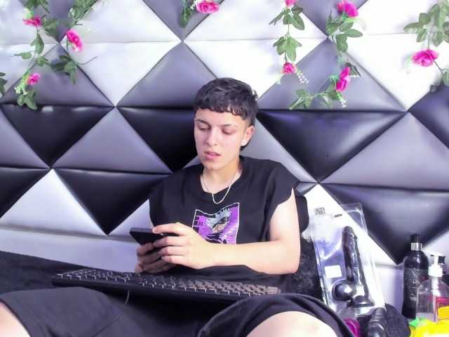 MeganThompson Live Cam on BongaCams