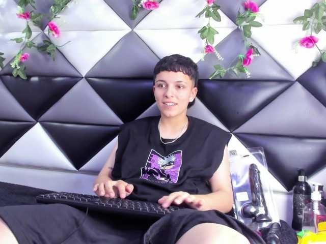 MeganThompson Live Cam on BongaCams