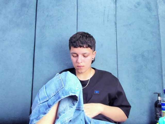 MeganThompson's BongaCams show and profile