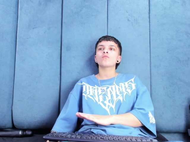 MeganThompson's BongaCams show and profile