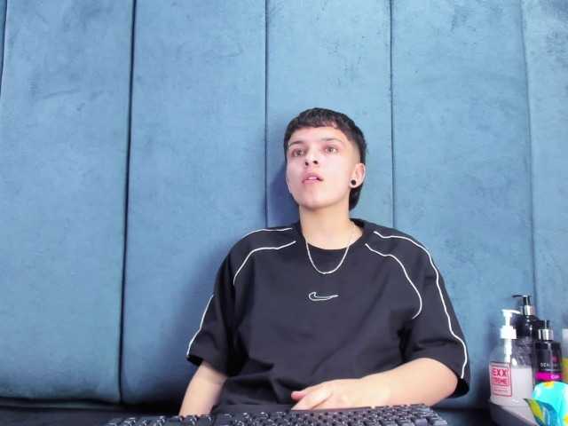 MeganThompson's BongaCams show and profile