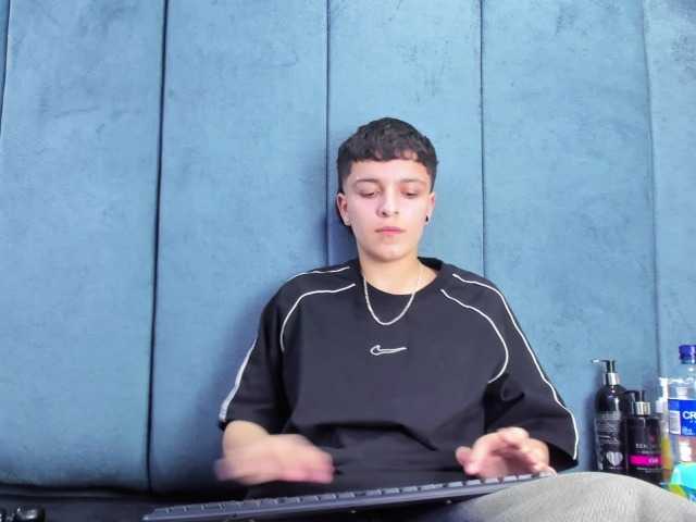 MeganThompson's BongaCams show and profile