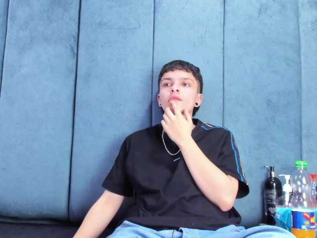 MeganThompson's BongaCams show and profile