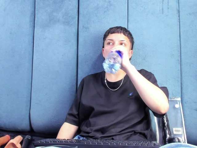 MeganThompson's BongaCams show and profile