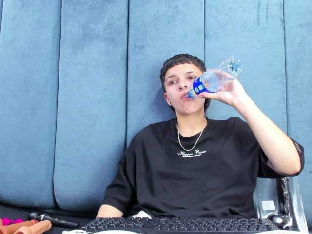 MeganThompson's BongaCams show and profile