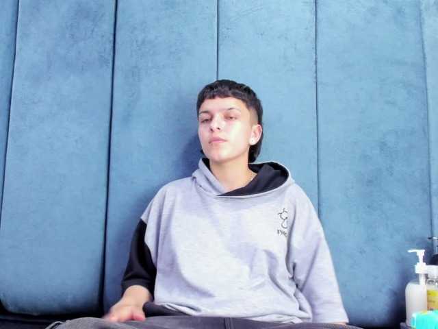 MeganThompson's BongaCams show and profile