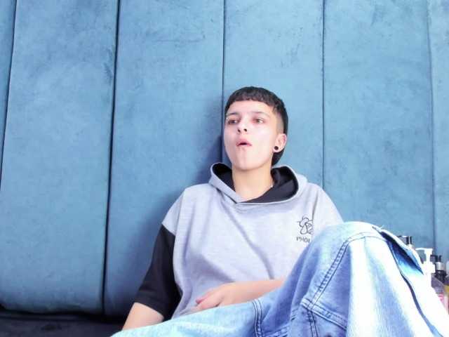 MeganThompson's BongaCams show and profile