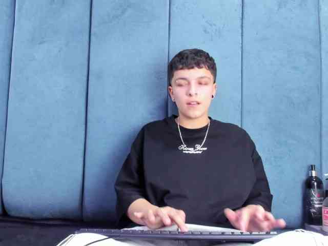 MeganThompson Live Webcam on BongaCams