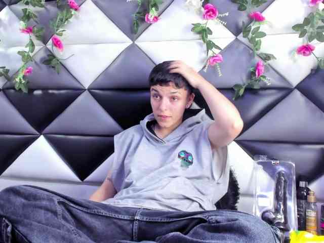 MeganThompson webcam