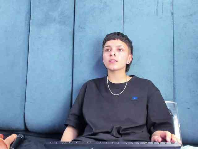 MeganThompson webcam