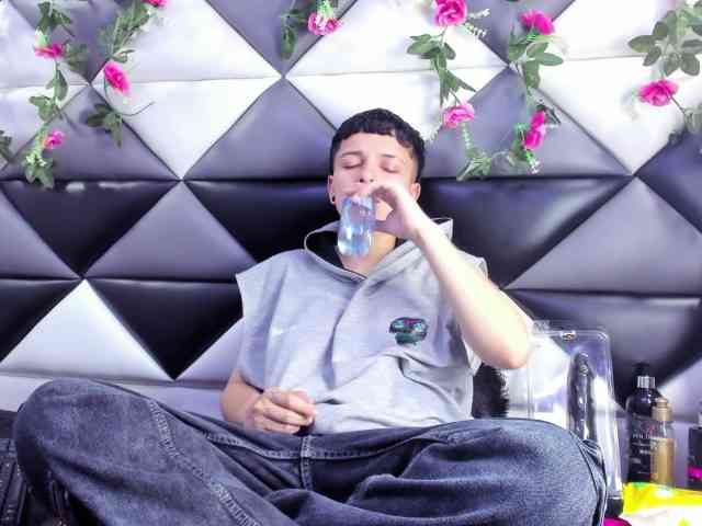 MeganThompson webcam