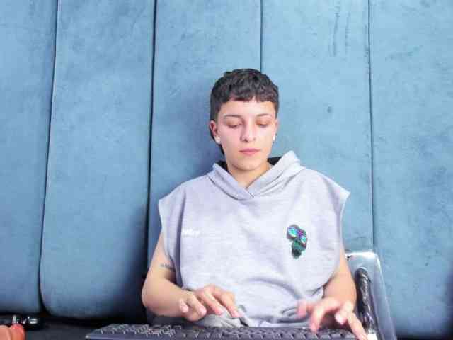 MeganThompson webcam