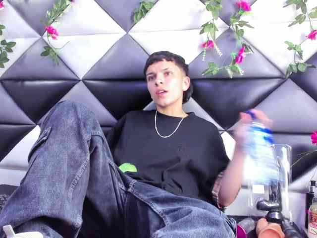 MeganThompson webcam