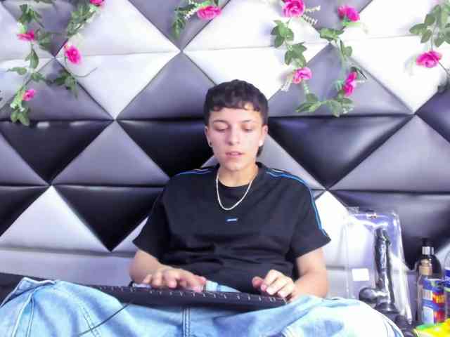 MeganThompson webcam