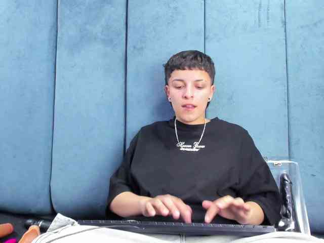 MeganThompson webcam