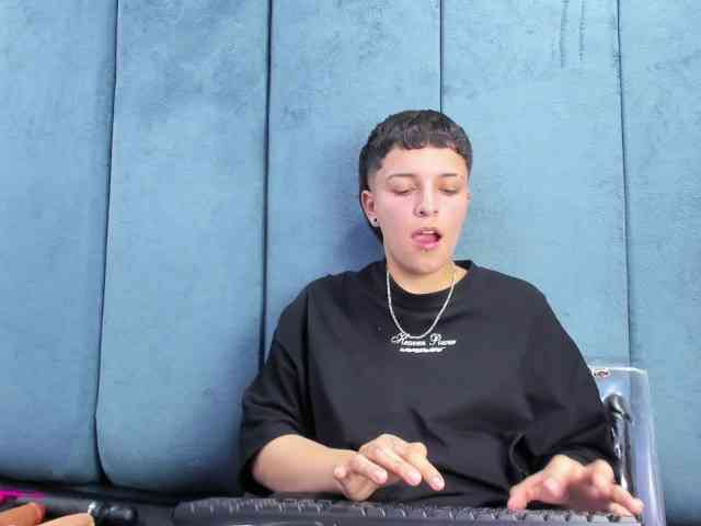 MeganThompson webcam