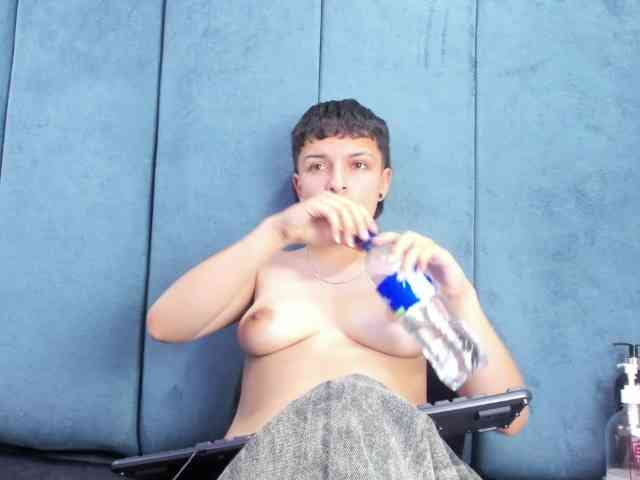 MeganThompson webcam