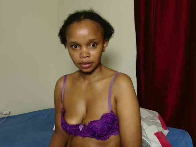 Undeniablyhot webcam