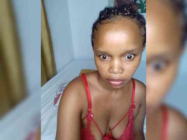 Undeniablyhot webcam