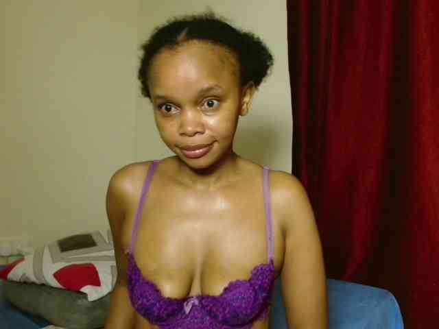 Undeniablyhot webcam