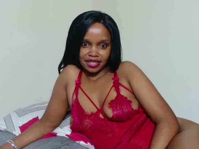 Undeniablyhot webcam