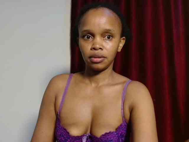 Undeniablyhot webcam
