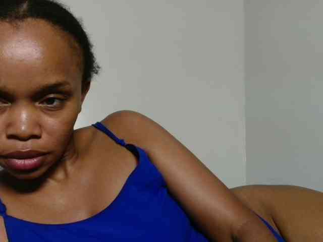 Undeniablyhot webcam