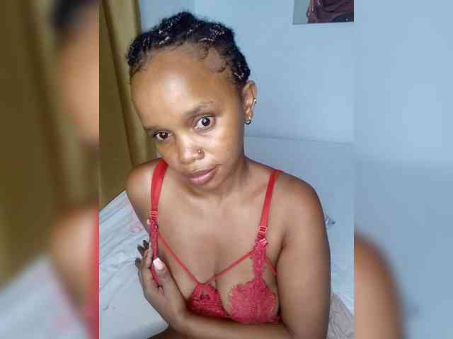 Undeniablyhot webcam