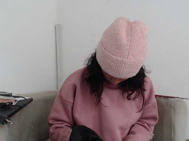 solli's BongaCams show and profile