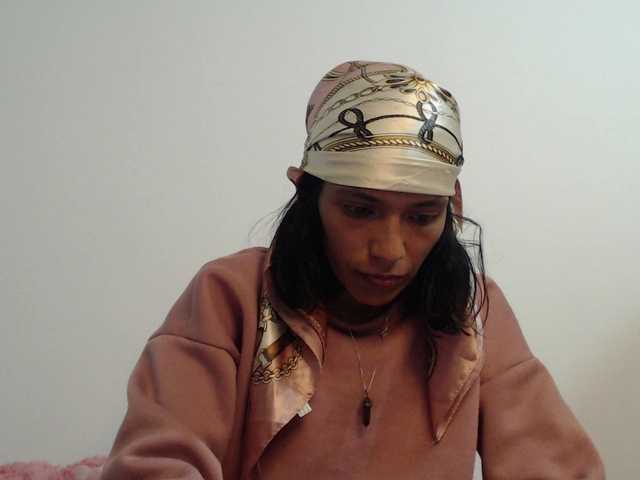 solli's BongaCams show and profile