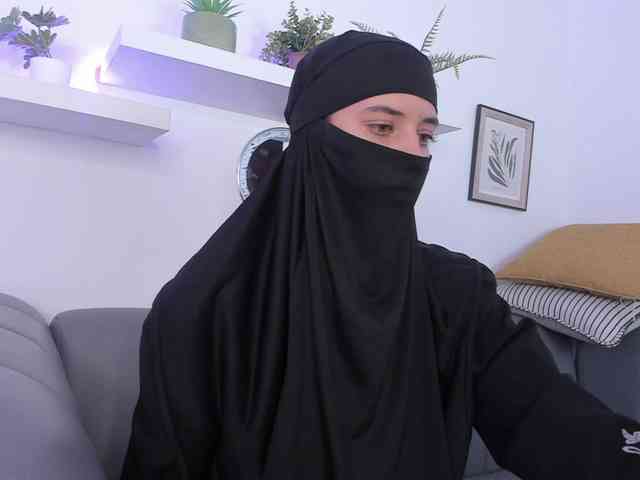 stripper porn Salma-arabic
