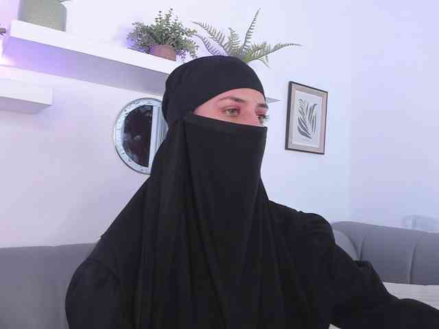 nude voyeur cam Salma-arabic